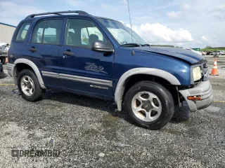 2002 Chevrolet Tracker ZR2 z VIN 2CNBJ734426936514, wystawiony jako Copart lot #54051825 z przebiegiem 229 668 mil mil oraz Szkoda całkowita • Salvage title. Historia ofert i sprzedaży dostępna na DreamBid. Obrazek 4.