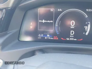 2024 Lexus RZ 300e Premium z VIN JTJABABB3RA002882, wystawiony jako IAAI lot #41262906 z przebiegiem 8 114 mil mil oraz . Historia ofert i sprzedaży dostępna na DreamBid. Obrazek 16.