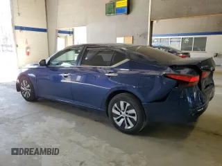 2021 Nissan Altima 2.5 S with VIN 1N4BL4BV4MN333204, listed as a Copart auction lot 48160505 with 132,818 mi miles and Salvage Title. Bid and sale history available at carsss.com. Image 2.