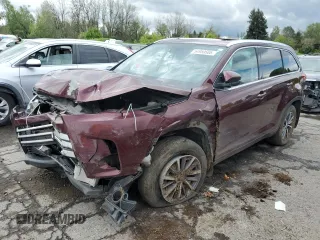 2018 Toyota Highlander SE with VIN 5TDJZRFH0JS874049, listed as a Copart auction lot 54959505 with 92,561 mi miles and Salvage title. Bid and sale history available at DreamBid. Image 1.