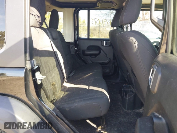 2018 Jeep Wrangler Unlimited Sport с VIN 1C4HJXDG4JW110788, выставлен на аукционе IAAI как лот 41796075 с пробегом 69 378 миль миль и . История ставок и продаж доступна на DreamBid. Изображение 8.