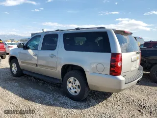 2009 Chevrolet Suburban LT w/1LT with VIN 1GNFK26399R260429, listed as a Copart auction lot 72008494 with 186,759 mi miles and Clean Title. Bid and sale history available at carsss.com. Image 2.