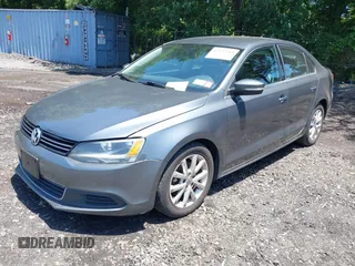 2013 Volkswagen Jetta SE with VIN 3VWDP7AJ2DM447510, listed as a IAAI auction lot 42522268 with 240,467 mi miles and . Bid and sale history available at DreamBid. Image 2.
