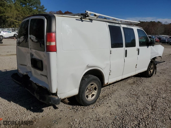 2003 Chevrolet Express Cargo Van with VIN 1GCFG15X531108386, listed as a Copart auction lot 50409364 with NaN miles and Salvage Title. Bid and sale history available at carsss.com. Image 3.