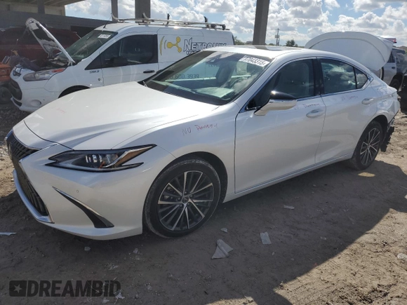 2023 Lexus ES with VIN 58ADA1C1XPU028551, listed as a Copart auction lot 47043315 with 25,088 mi miles and Salvage Title. Bid and sale history available at carsss.com. Image 1.