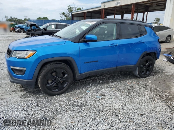 2018 Jeep Compass Latitude z VIN 3C4NJCBB6JT407859, wystawiony jako Copart lot #55506365 z przebiegiem 118 427 mil mil oraz Szkoda całkowita • Salvage title. Historia ofert i sprzedaży dostępna na DreamBid. Obrazek 1.