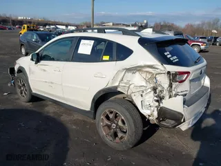 2018 Subaru Crosstrek Premium with VIN JF2GTADC9J8296592, listed as a IAAI auction lot 42033534 with 71,572 mi miles. Bid and sale history available at carsss.com. Image 3.