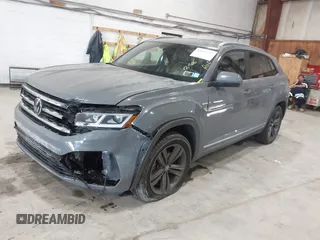 2020 Volkswagen Atlas SE with VIN 1V21E2CA5LC229605, listed as a IAAI auction lot 42431332 with 42,506 mi miles and . Bid and sale history available at DreamBid. Image 20.