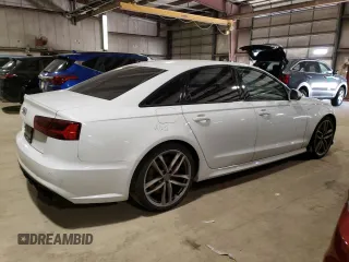 2018 Audi S6 Premium Plus z VIN WAUFFAFC8JN006579, wystawiony jako Copart lot #59799113 z przebiegiem 58 368 mil mil oraz . Historia ofert i sprzedaży dostępna na DreamBid. Obrazek 3.
