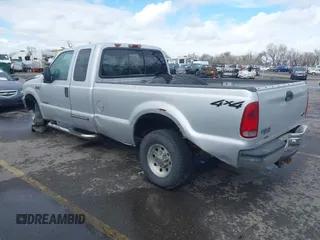 2000 Ford F-250 XL with VIN 1FTNX21F2YEE22107, listed as a IAAI auction lot 41928400 with 265,148 mi miles and . Bid and sale history available at DreamBid. Image 3.