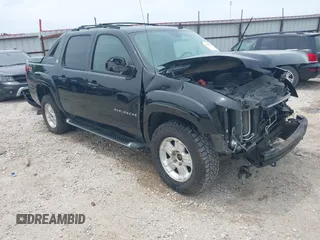 2013 Chevrolet Avalanche LT with VIN 3GNTKFE72DG180591, listed as a IAAI auction lot 42366269 with 165,463 mi miles and . Bid and sale history available at DreamBid. Image 1.