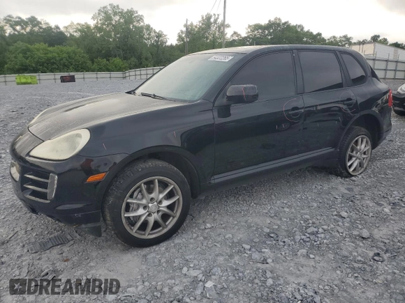 2010 Porsche Cayenne z VIN WP1AA2APXALA03821, wystawiony jako Copart lot #54322265 z przebiegiem 190 584 mil mil oraz Szkody całkowita. Historia ofert i sprzedaży dostępna na DreamBid. Obrazek 1.