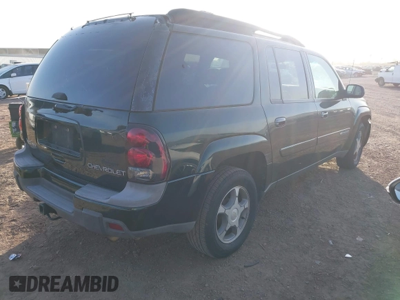 2004 Chevrolet TrailBlazer EXT LT with VIN 1GNET16S546187533, listed as a IAAI auction lot 41648066 with 132,481 mi miles. Bid and sale history available at carsss.com. Image 4.