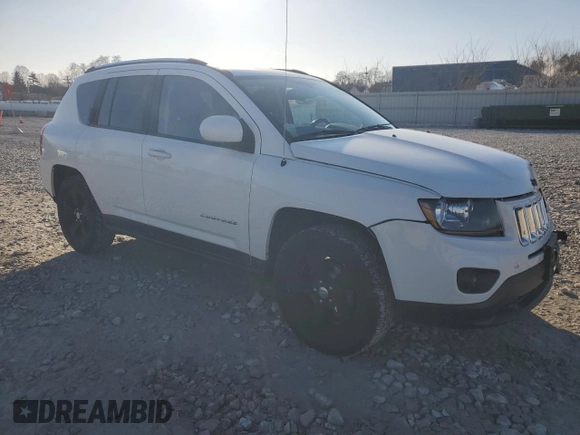 2015 Jeep Compass Latitude with VIN 1C4NJDEBXFD151871, listed as a Copart auction lot 44504465 with 74,371 mi miles and Salvage Title. Bid and sale history available at carsss.com. Image 4.