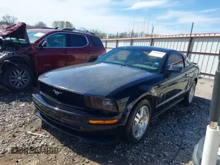 2007 Ford Mustang Deluxe with VIN 1ZVFT80N075253857, listed as a IAAI auction lot 41809040 with Not Provided miles. Bid and sale history available at carsss.com. Image 17.