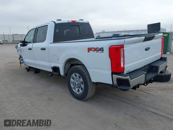 2024 Ford Super Duty F-250 SRW XL with VIN 1FT7W2BN6REE07936, listed as a IAAI auction lot 41424610 with 5,067 mi miles. Bid and sale history available at carsss.com. Image 3.