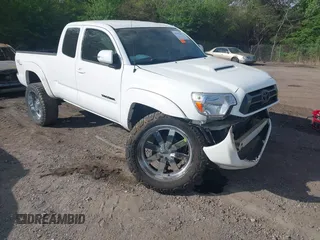 2013 Toyota Tacoma with VIN 5TFUU4EN9DX053746, listed as a IAAI auction lot 41965447 with 196,001 mi miles and . Bid and sale history available at DreamBid. Image 1.
