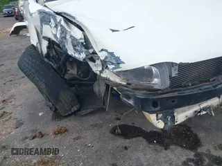 1999 Mitsubishi Mirage z VIN JA3AY36C2XU019134, wystawiony jako IAAI lot #42077649 z przebiegiem 304 426 mil mil oraz . Historia ofert i sprzedaży dostępna na DreamBid. Obrazek 20.