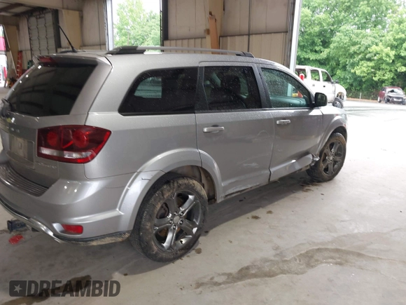 2015 Dodge Journey Crossroad with VIN 3C4PDCGG5FT715438, listed as a IAAI auction lot 42358848 with 170,334 mi miles and . Bid and sale history available at DreamBid. Image 4.