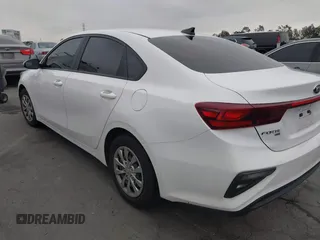 2021 Kia Forte FE with VIN 3KPF24AD2ME345167, listed as a IAAI auction lot 41891668 with 68,050 mi miles. Bid and sale history available at carsss.com. Image 14.