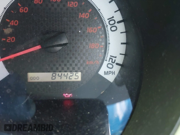 2014 Toyota Tacoma with VIN 5TFNX4CN0EX032686, listed as a IAAI auction lot 41435281 with 84,425 mi miles and . Bid and sale history available at DreamBid. Image 7.