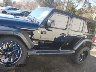 2018 Jeep Wrangler Unlimited Sport с VIN 1C4HJXDN5JW131695, выставлен на аукционе IAAI как лот 41640197 с пробегом 115 622 миль миль и . История ставок и продаж доступна на DreamBid. Изображение 14.
