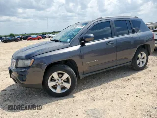 2016 Jeep Compass Latitude z VIN 1C4NJDEB8GD544902, wystawiony jako Copart lot #59801565 z przebiegiem 71 396 mil mil oraz Czysty tytuł • Clean title. Historia ofert i sprzedaży dostępna na DreamBid. Obrazek 1.