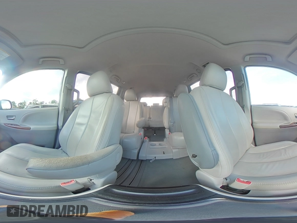 2013 Toyota Sienna XLE AAS z VIN 5TDYK3DCXDS297896, wystawiony jako Copart lot #57778165 z przebiegiem 239 360 mil mil oraz Szkoda całkowita • Salvage title. Historia ofert i sprzedaży dostępna na DreamBid. Obrazek 16.