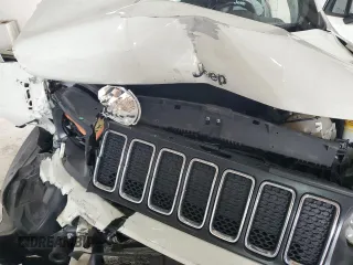 2019 Jeep Renegade Latitude z VIN ZACNJABB0KPJ76094, wystawiony jako Copart lot #51431205 z przebiegiem Nie podano mil oraz Nie do naprawy • Non repairable. Historia ofert i sprzedaży dostępna na DreamBid. Obrazek 13.