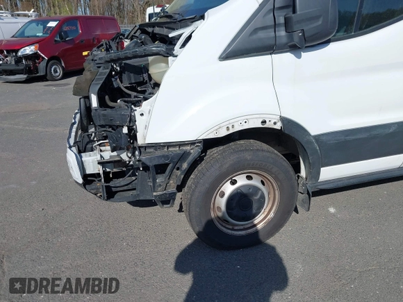 2019 Ford Transit with VIN 1FTYR2CM1KKA03886, listed as a IAAI auction lot 42060822 with 140,305 mi miles. Bid and sale history available at carsss.com. Image 18.