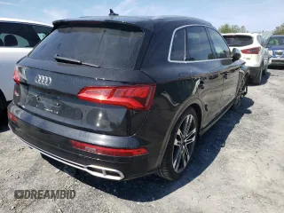 2018 Audi SQ5 Prestige with VIN WA1C4AFY5J2025299, listed as a Copart auction lot 62831624 with 116,682 mi miles and Salvage Title. Bid and sale history available at DreamBid. Image 3.