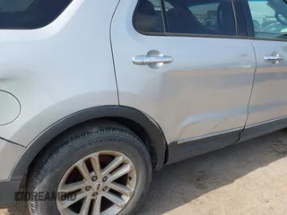 2014 Ford Explorer XLT with VIN 1FM5K7D81EGA48688, listed as a IAAI auction lot 42360152 with 208,939 mi miles and . Bid and sale history available at DreamBid. Image 17.