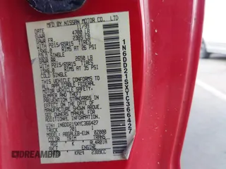 2000 Nissan Frontier XE z VIN 1N6DD21SXYC366427, wystawiony jako IAAI lot #42111404 z przebiegiem 176 579 mil mil oraz . Historia ofert i sprzedaży dostępna na DreamBid. Obrazek 9.