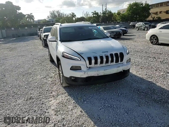 2015 Jeep Cherokee Latitude с VIN 1C4PJMCB2FW734628, выставлен на аукционе Copart как лот 57585295 с пробегом 82 268 миль миль и Списание • Salvage title. История ставок и продаж доступна на DreamBid. Изображение 13.