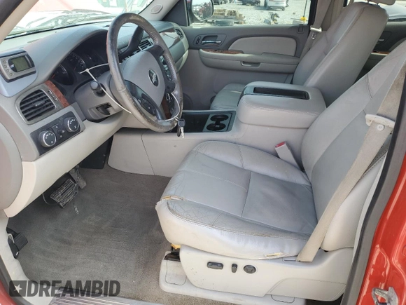 2007 Chevrolet Silverado 1500 LTZ with VIN 2GCEK13M971537923, listed as a Copart auction lot 50879955 with 219,547 mi miles and Salvage Title. Bid and sale history available at DreamBid. Image 7.