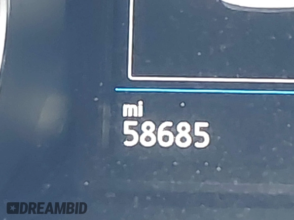 2018 Volkswagen Tiguan SEL with VIN 3VV2B7AXXJM020392, listed as a IAAI auction lot 42646948 with 58,685 mi miles and . Bid and sale history available at DreamBid. Image 15.
