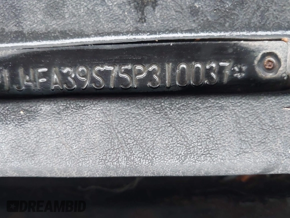 2005 Jeep Wrangler X z VIN 1J4FA39S75P310037, wystawiony jako IAAI lot #42186114 z przebiegiem 154 462 mil mil oraz . Historia ofert i sprzedaży dostępna na DreamBid. Obrazek 9.