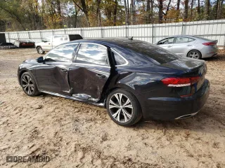 2020 Volkswagen Passat 2.0T SEL with VIN 1VWCA7A30LC024696, listed as a Copart auction lot 82259024 with 64,008 mi miles and Salvage Title. Bid and sale history available at carsss.com. Image 2.