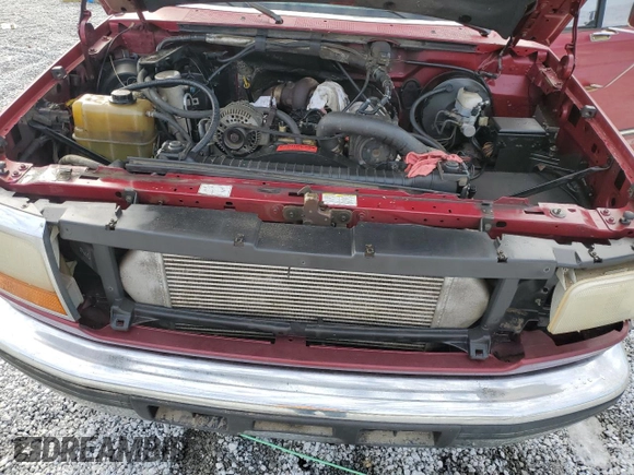 1995 Ford F-250 with VIN 1FTHX26F2SKB35610, listed as a Copart auction lot 86557964 with Not Provided miles and Salvage Title. Bid and sale history available at carsss.com. Image 12.
