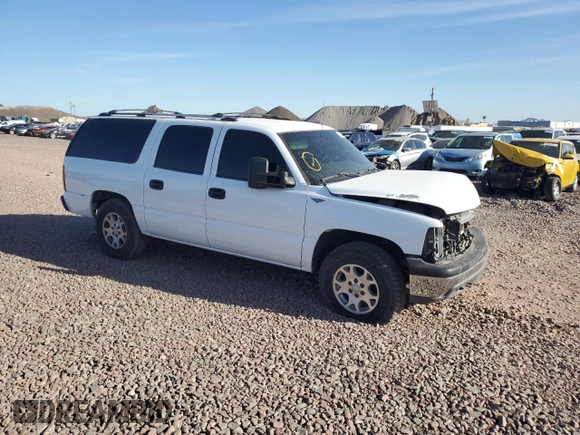 2000 Chevrolet Suburban LT with VIN 3GNFK16T8YG107341, listed as a Copart auction lot 44074375 with 0 mi miles and Salvage Title. Bid and sale history available at carsss.com. Image 4.