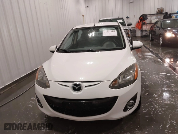 2014 Mazda 2 Touring z VIN JM1DE1LY6E0171403, wystawiony jako IAAI lot #41416489 z przebiegiem 84 494 mil mil oraz . Historia ofert i sprzedaży dostępna na DreamBid. Obrazek 12.