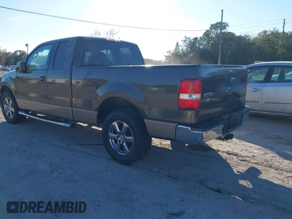 2008 Ford F-150 STX with VIN 1FTRX12W38KB20188, listed as a IAAI auction lot 40991123 with 184,738 mi miles and . Bid and sale history available at carsss.com. Image 3.