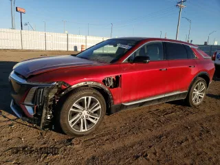 2024 Cadillac LYRIQ Luxury z VIN 1GYKPRRL6RZ116716, wystawiony jako Copart lot #46594485 z przebiegiem 13 660 mil mil oraz Czysty tytuł • Clean title. Historia ofert i sprzedaży dostępna na DreamBid. Obrazek 1.
