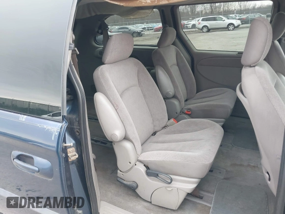 2003 Dodge Grand Caravan with VIN 1D8GP44333B108466, listed as a IAAI auction lot 41905684 with 153,464 mi miles and . Bid and sale history available at DreamBid. Image 8.