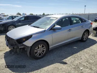 2016 Hyundai Sonata SE z VIN 5NPE24AF8GH284324, wystawiony jako Copart lot #57104335 z przebiegiem 107 775 mil mil oraz Szkoda całkowita • Salvage title. Historia ofert i sprzedaży dostępna na DreamBid. Obrazek 1.