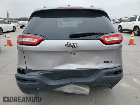 2018 Jeep Cherokee Latitude Plus with VIN 1C4PJLLB7JD605475, listed as a Copart auction lot 81552074 with 43,026 mi miles and Salvage title. Bid and sale history available at DreamBid. Image 6.