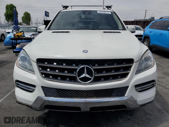 2013 Mercedes-Benz M 350 z VIN 4JGDA2EB4DA163623, wystawiony jako Copart lot #55328515 z przebiegiem 156 313 mil mil oraz Czysty tytuł • Clean title. Historia ofert i sprzedaży dostępna na DreamBid. Obrazek 5.
