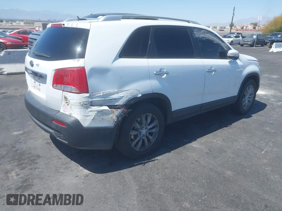 2011 Kia Sorento LX with VIN 5XYKT4A26BG061387, listed as a IAAI auction lot 41984639 with 1 mi miles. Bid and sale history available at carsss.com. Image 4.
