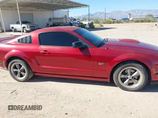 2006 Ford Mustang GT Deluxe with VIN 1ZVHT82H765174507, listed as a IAAI auction lot 42100280 with 107,393 mi miles. Bid and sale history available at carsss.com. Image 13.