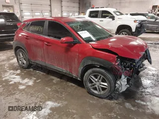 2020 Hyundai Kona SE with VIN KM8K1CAA3LU419323, listed as a IAAI auction lot 41572879 with 84,077 mi miles. Bid and sale history available at carsss.com. Image 1.